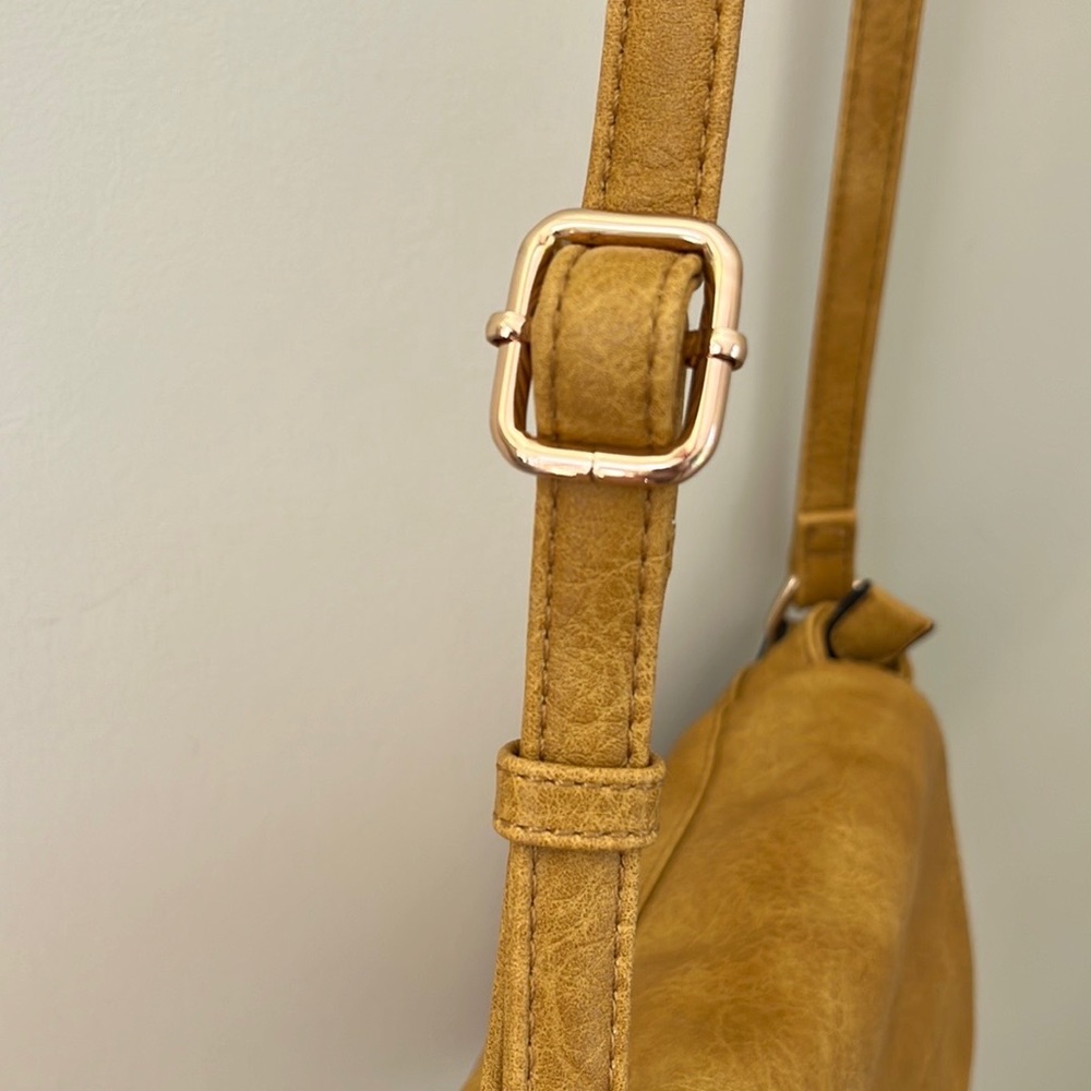 Alyssa vegan leather flap over crossbody handbag purse with tassels. NWT - Picture 7 of 16